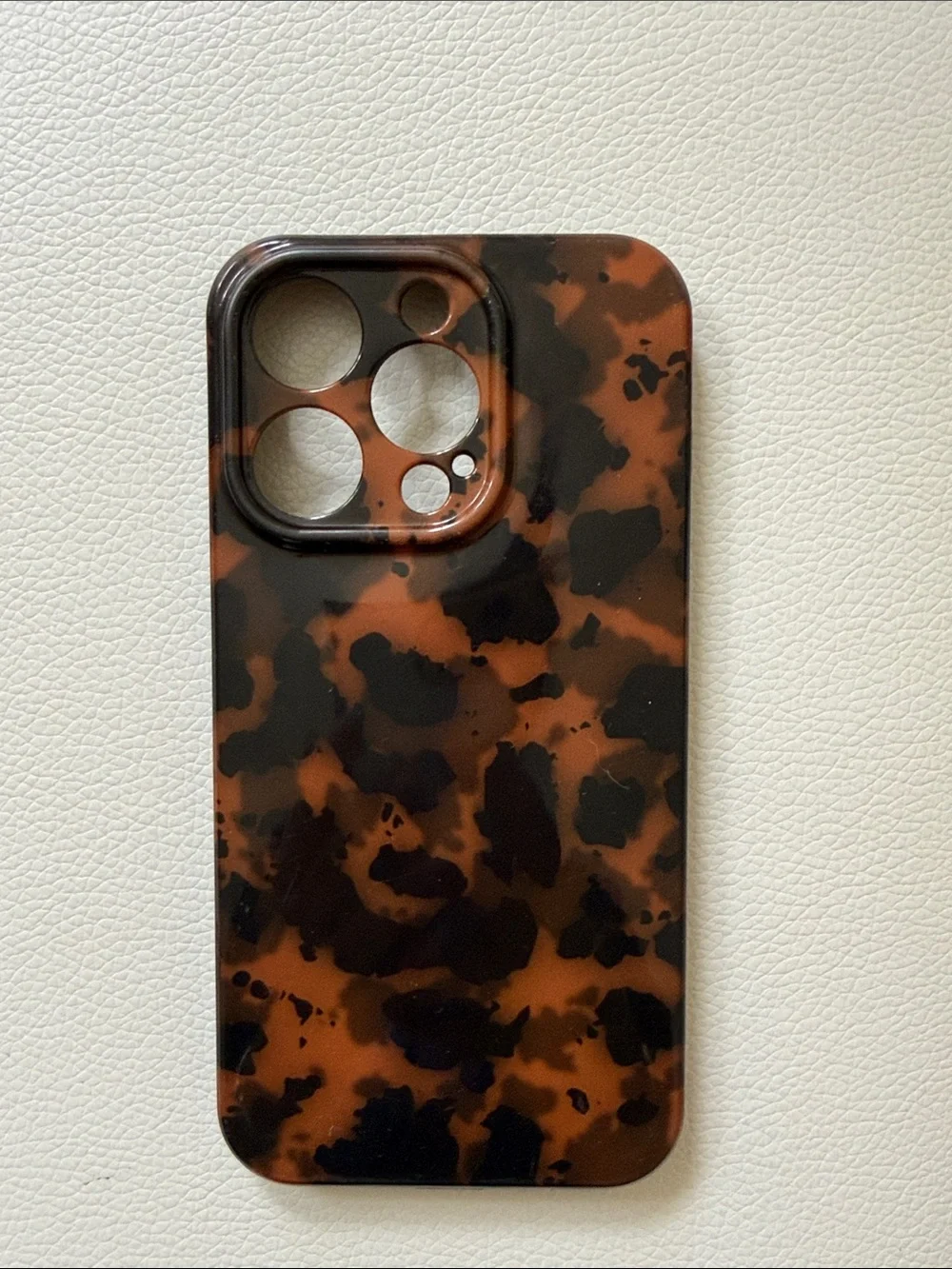 Set of 3 trendy iPhone 14 Pro phone cases for fall